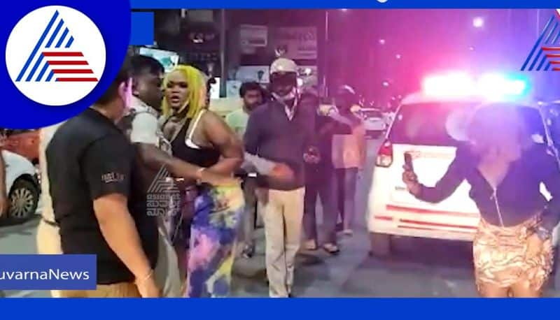 Foreign women bobbery in Bangalore, Attempt to attack Hoysala staff watch video akb