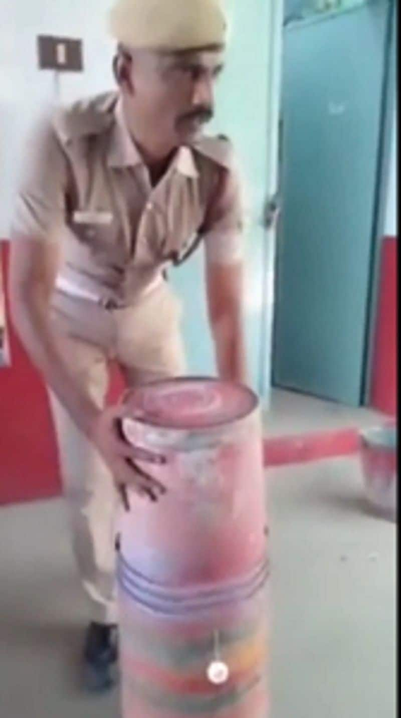 How to extinguish fire from LPG cylinder at home