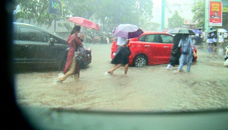 17 cm rain in mandya district disrupt the life of the people gvd