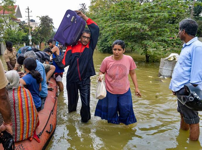 Monsoon Update: दिल्ली में 14 साल में सबसे कम बारिश, कई राज्यों में फसलों पर पड़ेगा असर