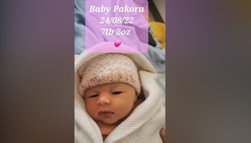 British couple names newborn after Indian dish Pakora post goes viral netizens react gcw