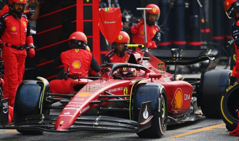 Horrible Ferrari pit stop at Dutch GP triggers meme-fest