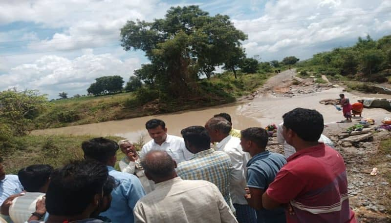 Police Constable Dead Body Found who drowned In Rain Water at Koppal rbj