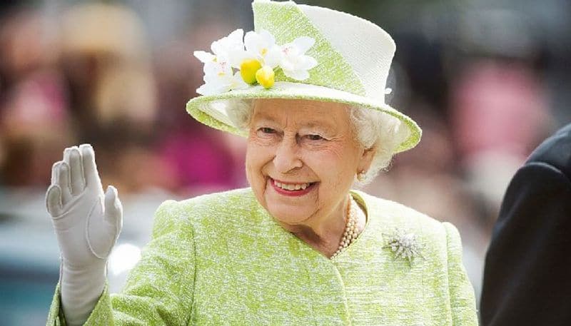 Queen Elizabeth II, UK's longest-serving monarch, passes away; Charles succeeds as King immediately snt