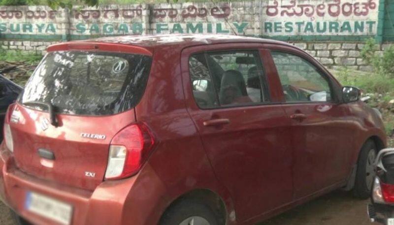 Ramanagara Restaurant owner assaulted robbed in car bengaluru mnj 