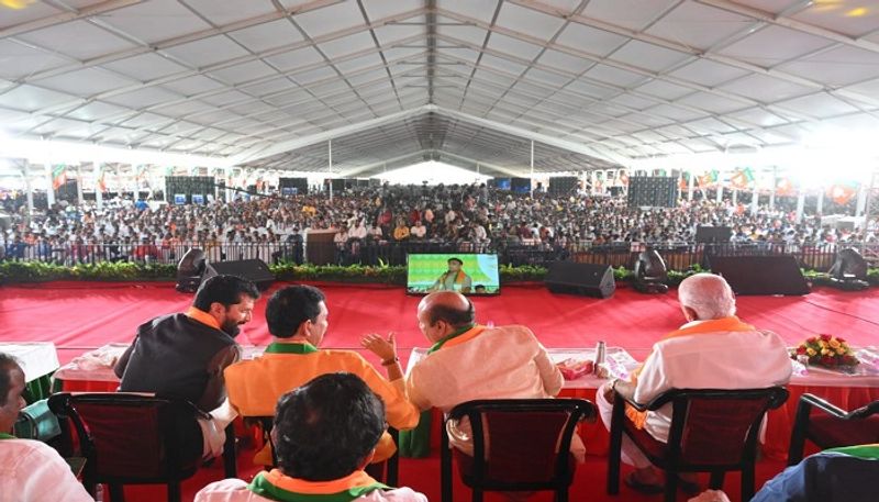 Tumakuru Man Dies From Heart Attack during BJP Janaspandana Rally at Doddaballapur rbj