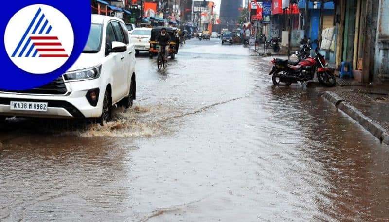 Heavy rains Bidar Roads deteriorate, peoples liveschaotic rav