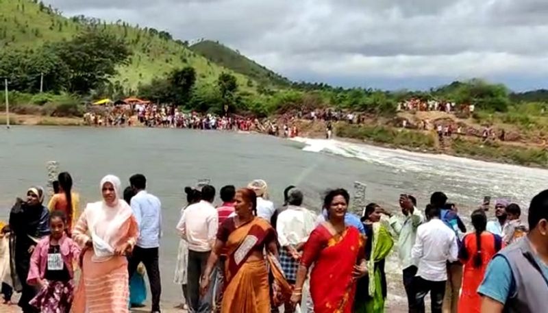 Chitradurga vani vilas sagar dam Full after 88 years rbj