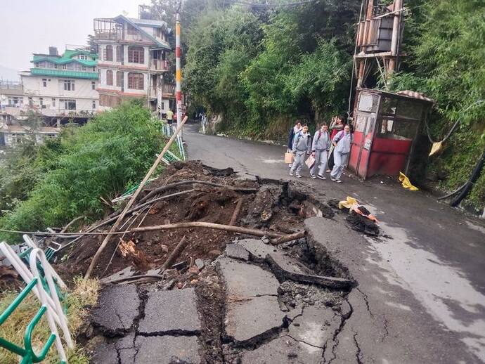 Monsoon Alert: बिहार, झारखंड, ओडिशा, मध्य प्रदेश, गुजरात में फिर भारी बारिश की भविष्यवाणी