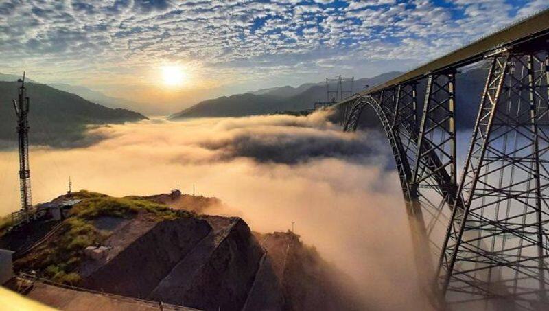 Breathtakingly beautiful photos of Chenab bridge are a must watch