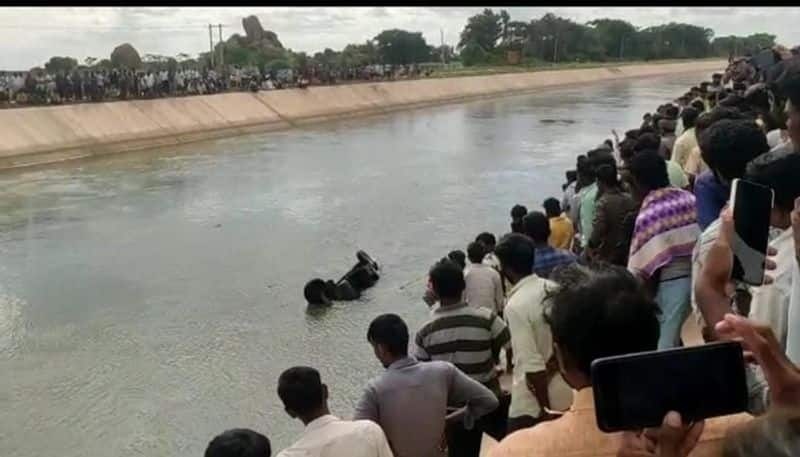 6 labour  Dies and many injured After auto overturned into canal at Bellary rbj