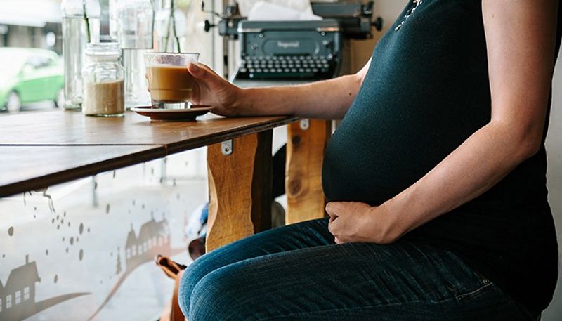 Is drinking coffee safe for pregnant women? Find out here SUR