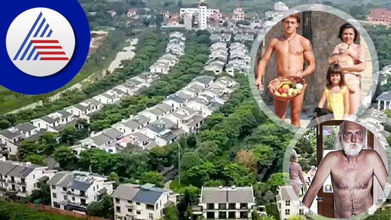 A Village Where Nobody Wears Clothes since 9 dicades