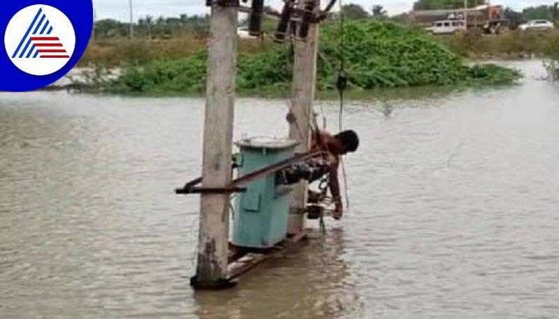 Linemen Swim in the River and Started the Transformer at Nargund in Gadag grg 