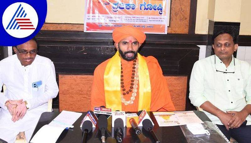 Minister Madhu Bangarappa Received Money for the Ediga Convention Says Pranavanand Swamiji grg 