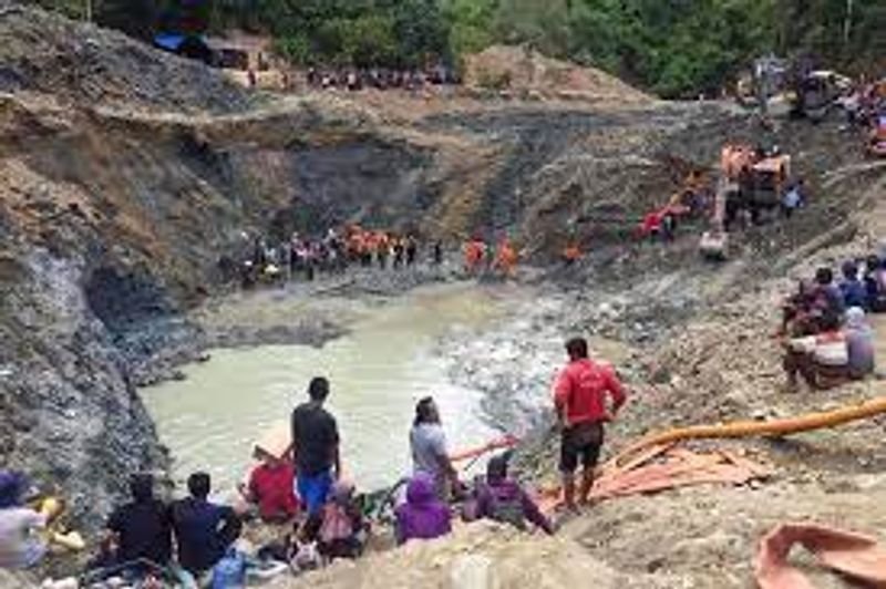 Landslide in Indonesia gold mine buries 20 workers