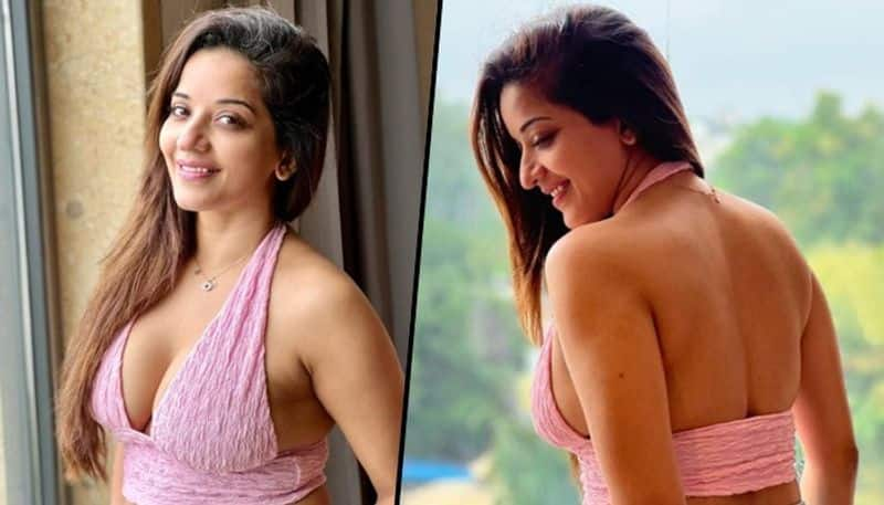 Monalisa SEXY pictures: Bhojpuri actress shows off her busty cleavage in halter neck top-VIDEO RBA