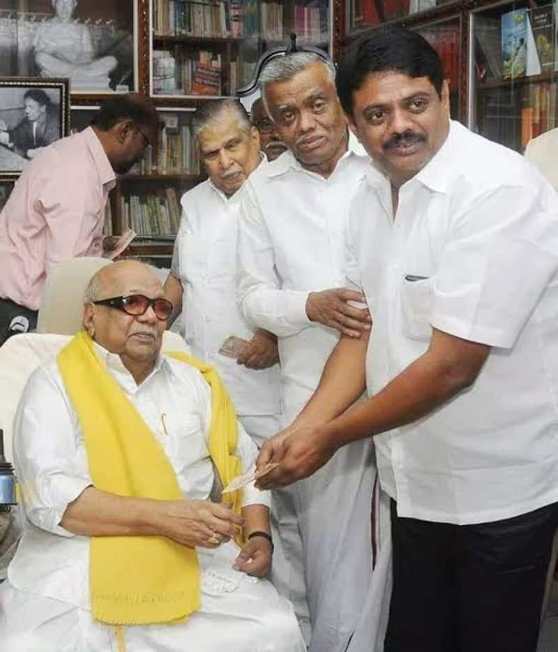 Sedapatti Muthiah, who was MGR Jayalalithaa's general, returned to the DMK, a political history 