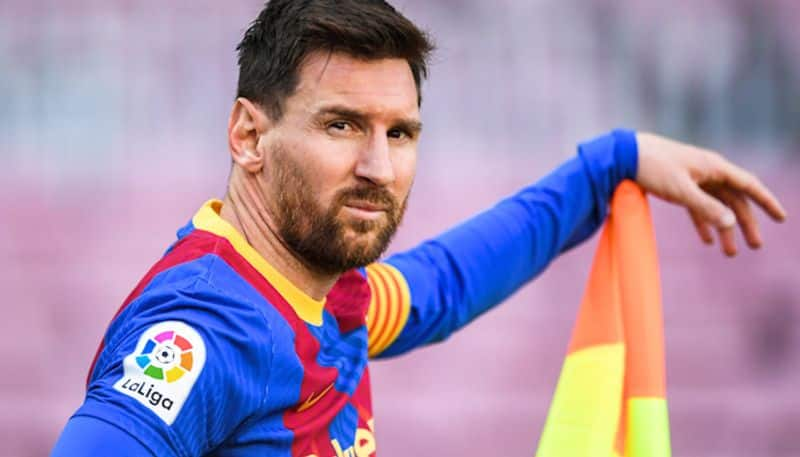 football Will Lionel Messi return to Barcelona? Sergio Aguero, Gerard Pique share views on PSG Paris Saint-Germain star club future-ayh