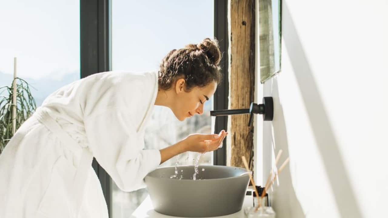 Want an instant glow for this festive season? Here are some face cleansers you can use