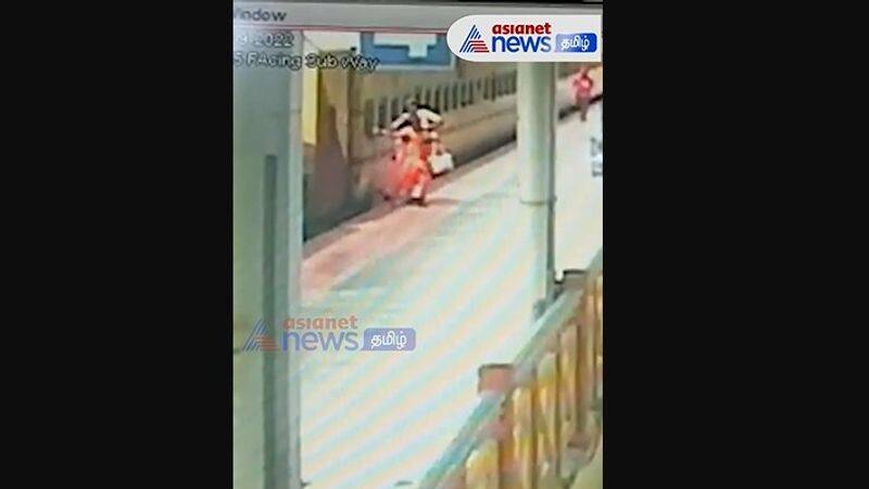 A woman fell off the train at Trichy railway station. - RPF guard was saved at the right time!