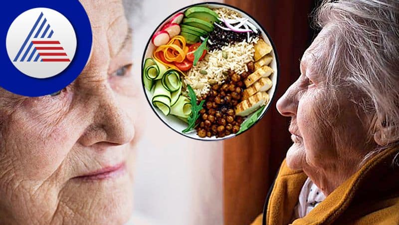 Foods to boost brain function and lower alzheimer disease risk