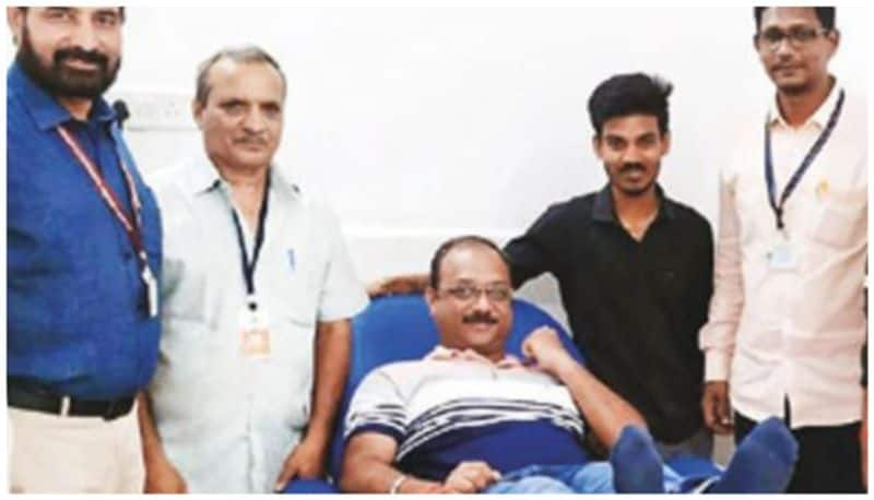 bhopal man travels to nagpur to donate rare a2b positive blood save girl life