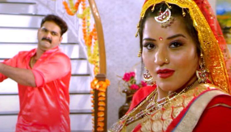 SEXY VIRAL video: Bhojpuri actress Monalisa, Pawan Singh's first-night dance in bridal wear is a must WATCH RBA