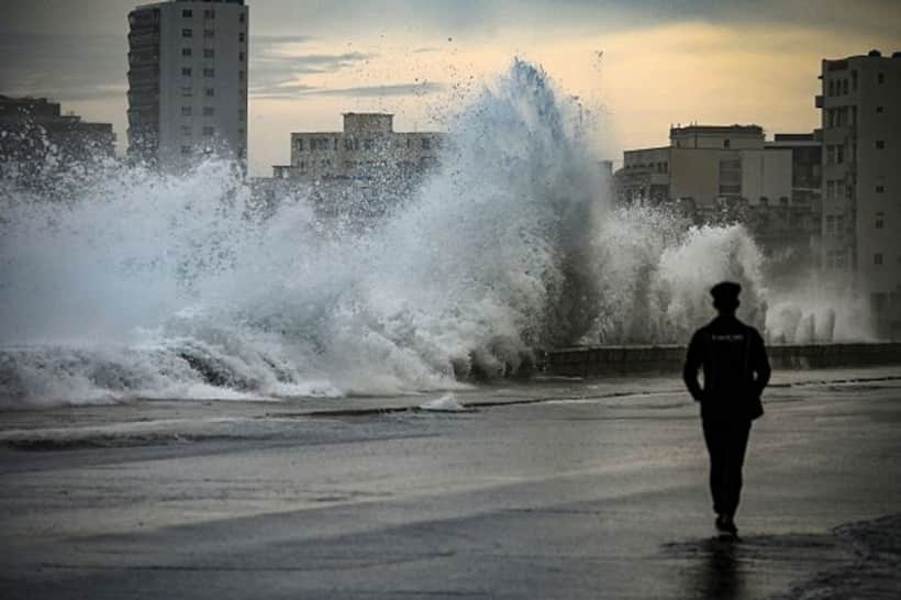 Mexico braces for flash floods, mudslides as 'dangerous' Hurricane Orlene closes in