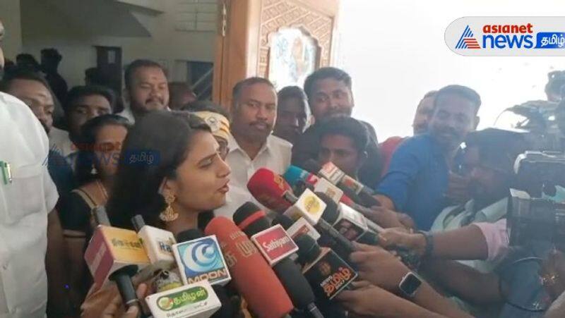 Actress Kasthuri meet press in Tanjore