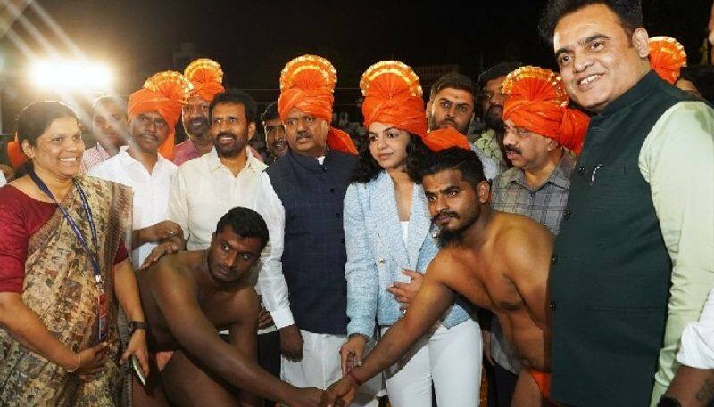 Sakshi Malik inaugurates Mysuru Dasara Wrestling Competitions 2022 kvn