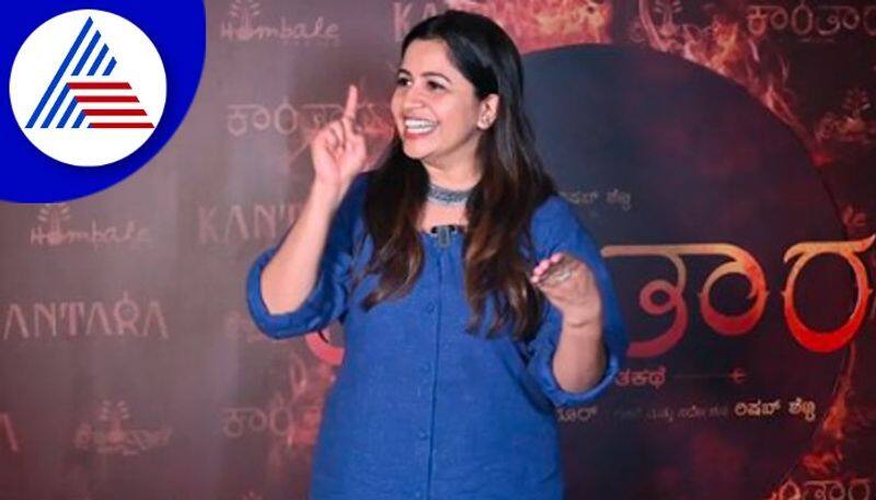 Anchor Anushree goes speechless watching Rishab shetty kantara film vcs