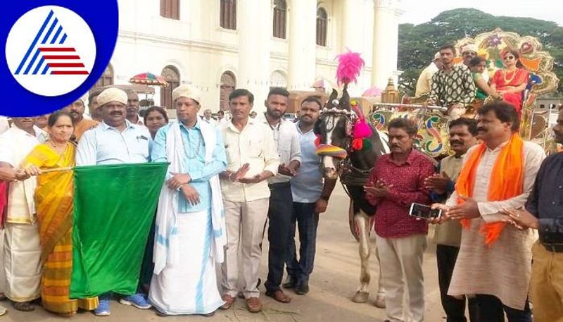 42 Couple Heritage Tanga Ride in Mysuru grg