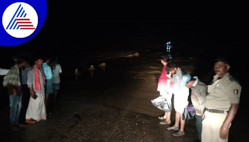 Four Women Washed Away in Flood at Yelburga in Koppal grg