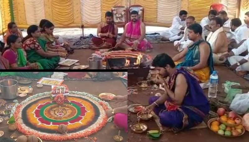 Congress Leader performing a special sudarshan Homa in Bellary to wish Rahul Gandhi's Bharat Jodo program a success akb