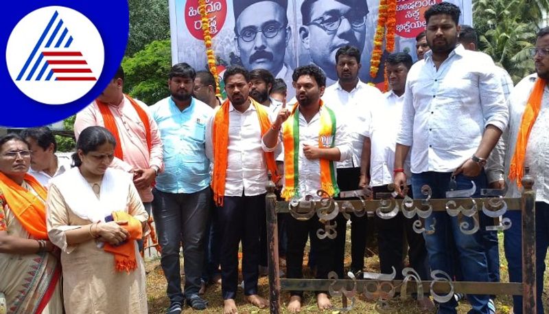 Yash Pal Suwarna demands that Savarkar statue be built in Udupi rav