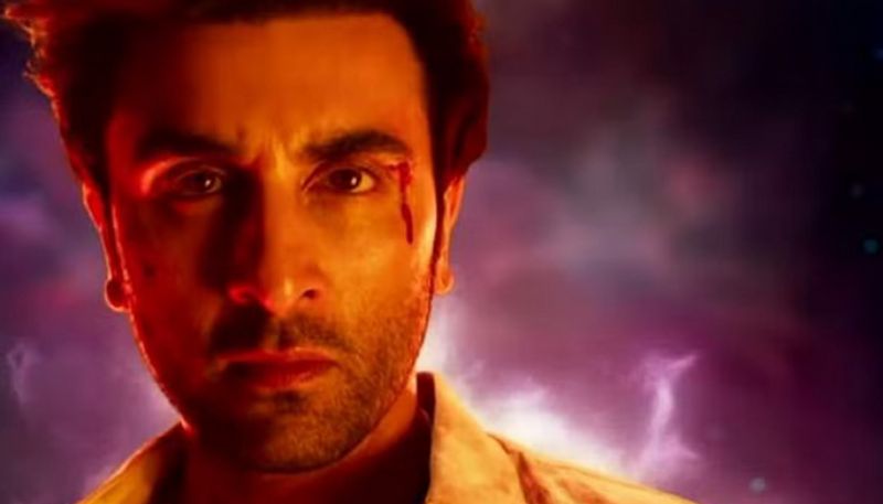 Ranbir Kapoor starrer Brahmastra earns 425 crore