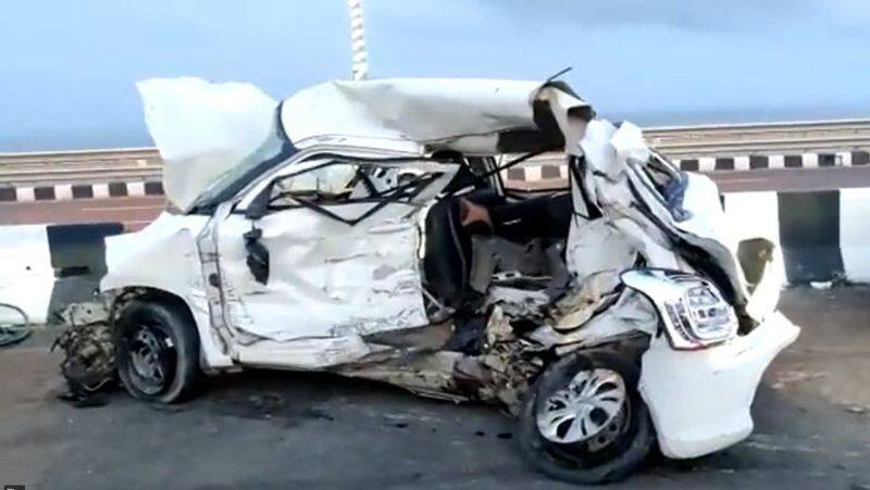 On CCTV: Horrific crash on Mumbai's Bandra-Worli Sea Link