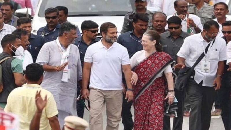 Sonia Gandhi has participated in the ongoing Bharat Jota Yatra in Karnataka