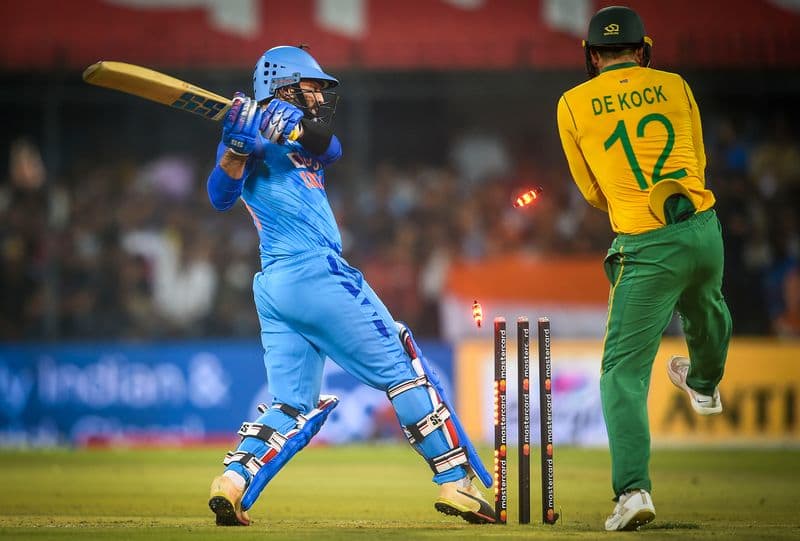 Team India defeat against South Africa eliminates Pakistan and also puts in do or die position 