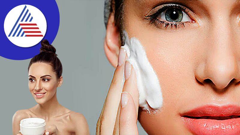 Right Way to apply Moisturiser on Skin