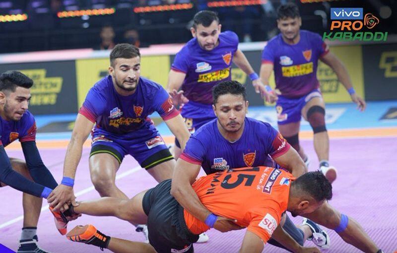 Pro Kabaddi League Dabang Delhi Dominate over U Mumba win by 14 point lead kvn