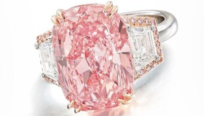 rare pink diamond sold in auction for more than four hundred crores 