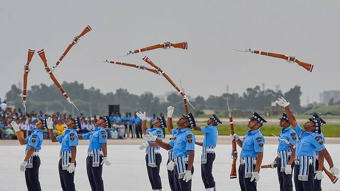 वायु सेना के अधिकारियों के लिए वेपन सिस्टम ब्रांच बनाने को मिली मंजूरी, होगी 3,400 करोड़ की बचत