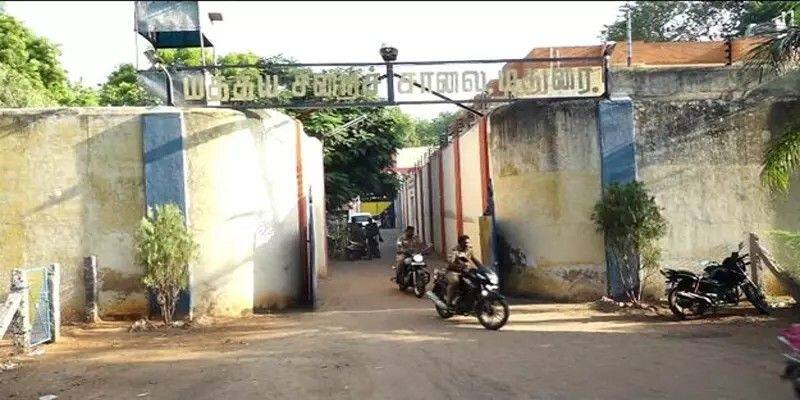 weapons seized in madurai central jail