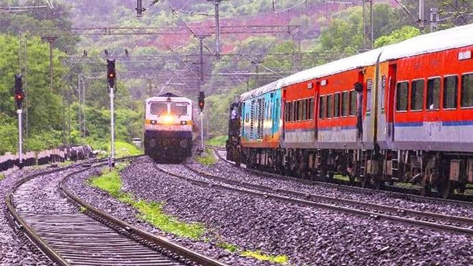 Cancel Trains List: 10 अक्टूबर को कैंसिल रहेंगी 93 ट्रेनें, यात्रा से पहले ऐसे चेक करें अपनी गाड़ी का स्टेटस 