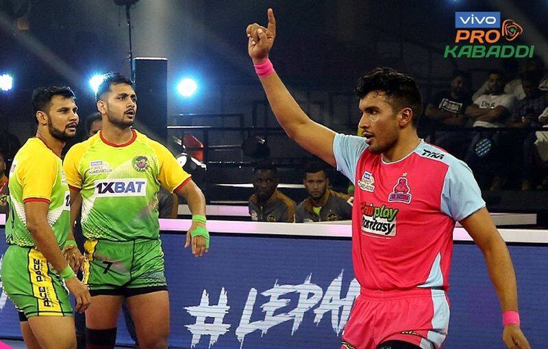 Pro Kabaddi League 2022 jaipur pink panthers beat patna pirates by 35 30 points and earn top table tops ckm