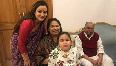 Mulayam Singh Yadav Family Pics: परिवार के साथ मुलायम सिंह यादव की 10 यादगार तस्वीरें 