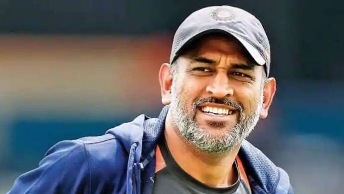 FLOP बॉलीवुड पर नहीं MS Dhoni को भरोसा, साउथ स्टार्स से मिलाया हाथ, क्रिकेट के बाद अब बनाएंगे फिल्म