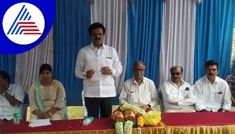 MLA Suresh advises to use water only as needed chikkamgaluru rav